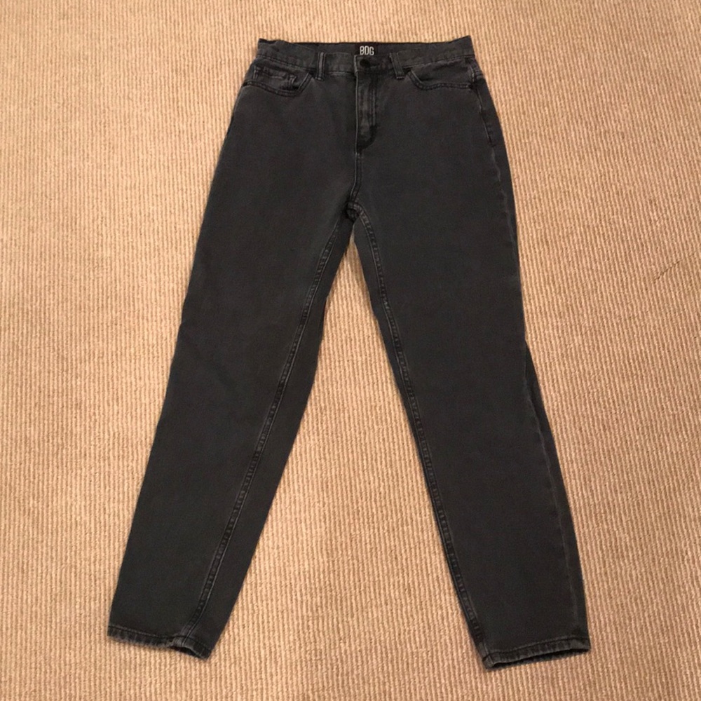 NEVER WORN URBAN OUTFITTERS BLACK MOM JEANS